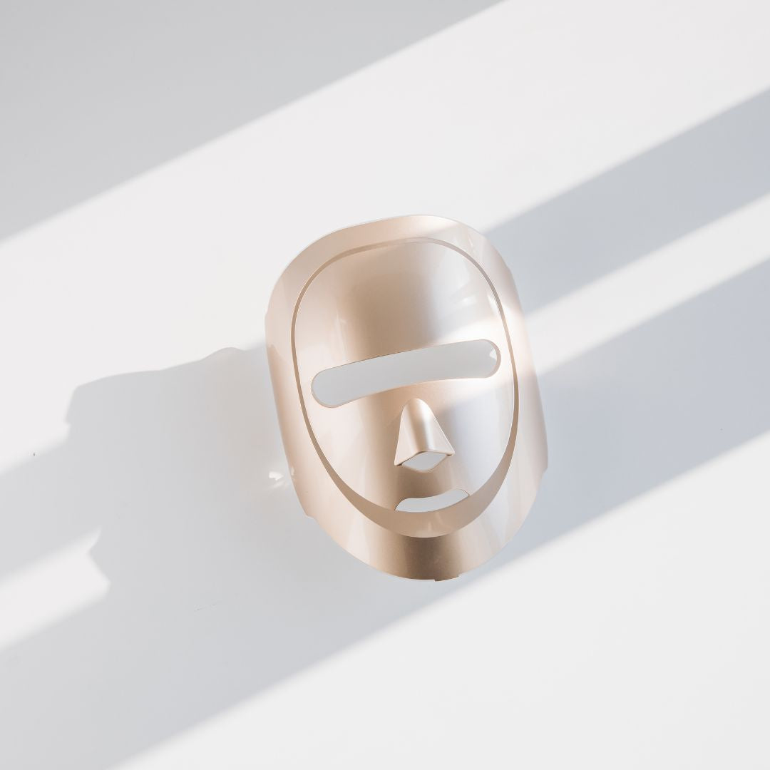 Medical grade LED face mask Gold