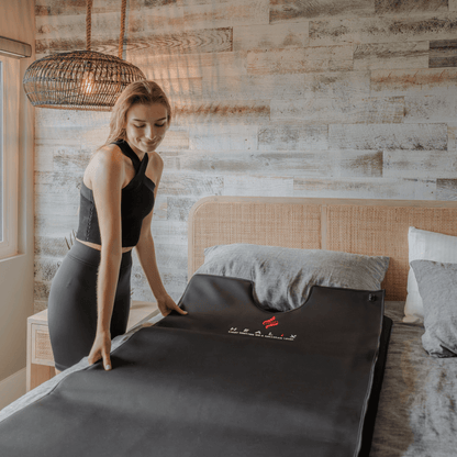 Compact red light therapy system for home wellness
